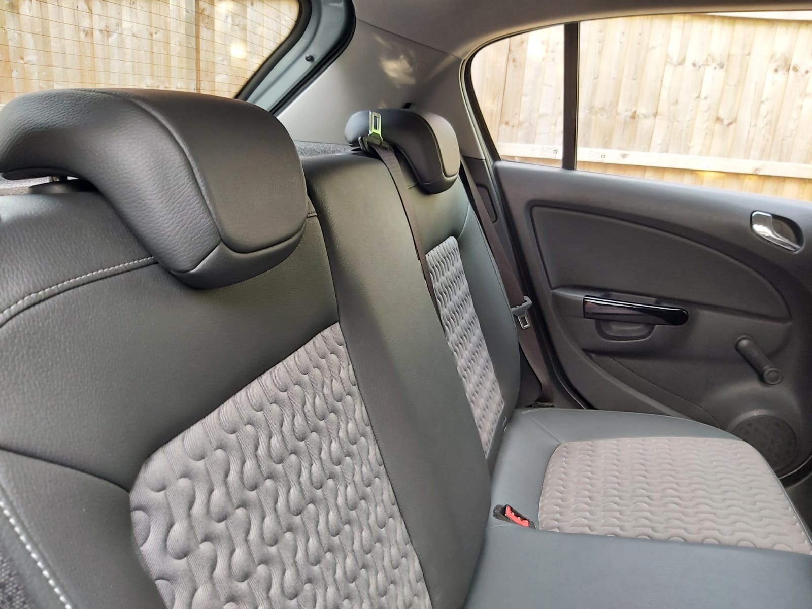 2013 Vauxhall Corsa Se - photo 11