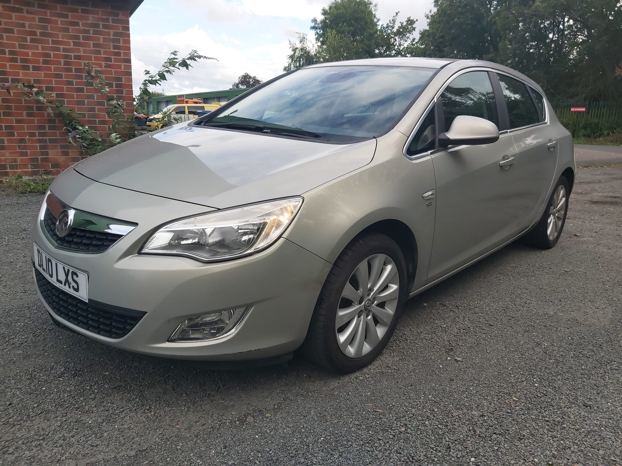 2010 Vauxhall Astra Se Auto - photo 2