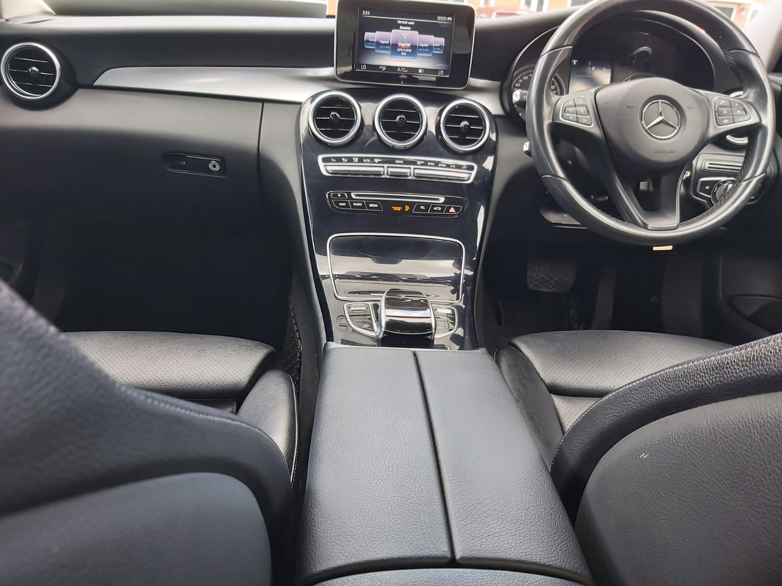 2017 Mercedes Benz C 220 SE D AUTO - photo 10